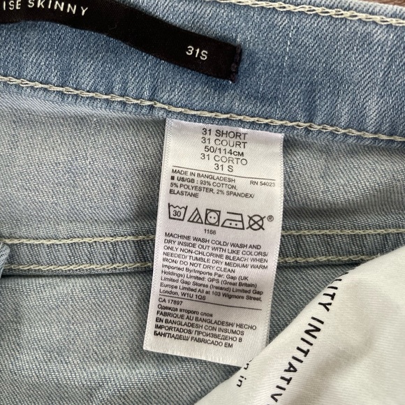 Banana Republic Mid-Rise Skinny Jean 31 Short Frayed Hem - Picture 6 of 6